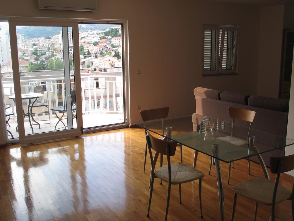 Apartment Tija Makarska Esterno foto