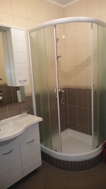 Apartment Tija Makarska Esterno foto