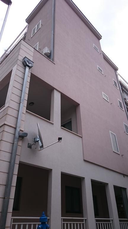 Apartment Tija Makarska Esterno foto